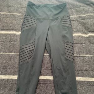 Grey athletic leggings